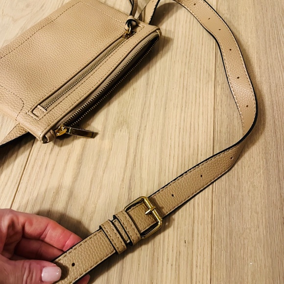 Love & Lore Cross body vegan leather purse - Picture 4 of 4
